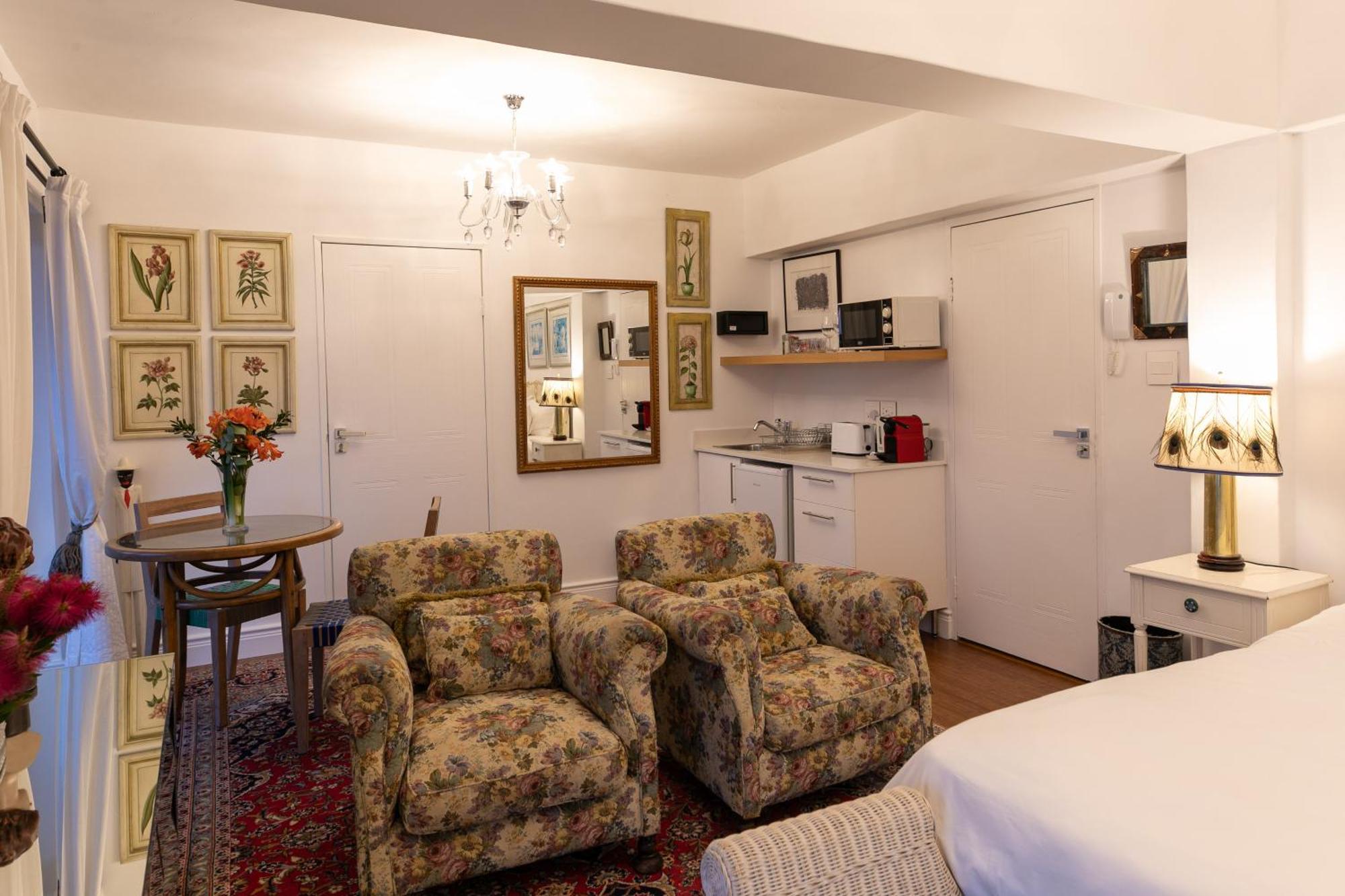 Kettle'S Guesthouse Cape Town Exterior photo